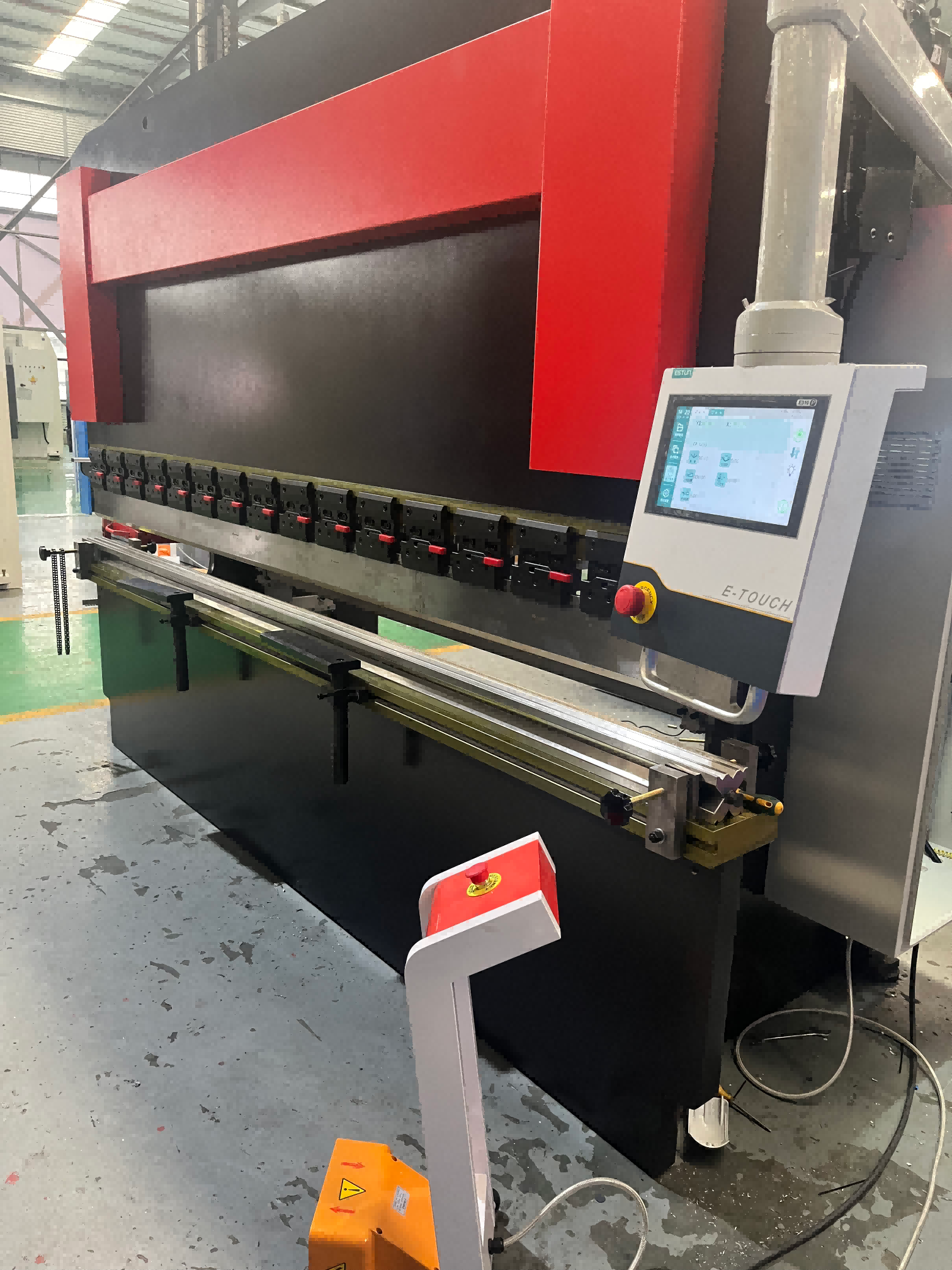 Econom Press Brake Supplier: Key Factors for Choosing a Reliable Metal Fabrication Partner